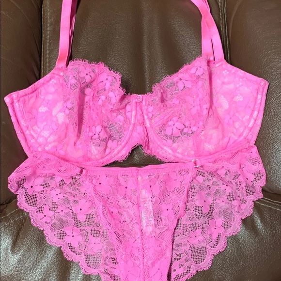 Victoria's Secret Other - NWOT Victoria Secret dream angels bra 32ddd panty